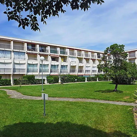 Lumineux A 700m De La Plage, Centre Ville, Pour 4 Personnes - Fr-1-716-17 Apartment